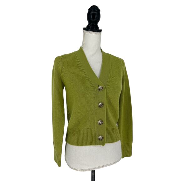 Jill Roberts 100% Cashmere Shrunken V-Neck Cardigan in Matcha - Picture 7 of 11